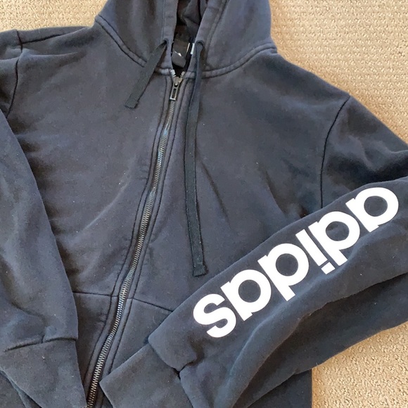 Sweatshirt - Picture 2 of 4